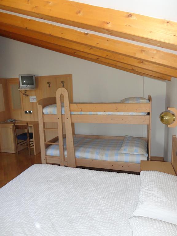 Hotel Al Caminetto Cembra Lisignago Bilik gambar